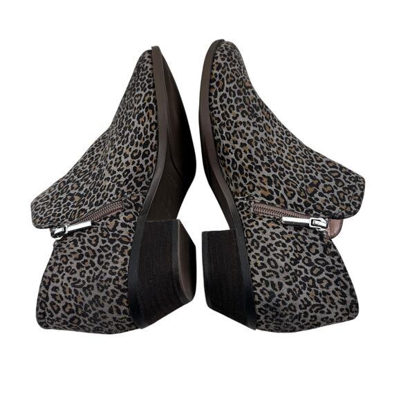 Crown & Ivy Kendall  Animal Leopard Print Leather Classic Chic Booties Women's 8 - Picture 5 of 9